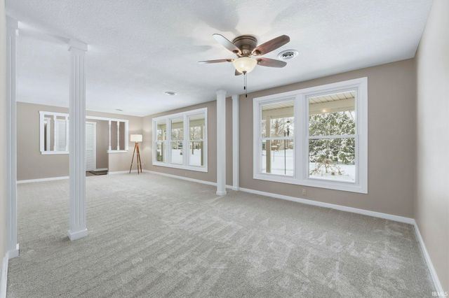 9928 Berkshire Lane, Fort Wayne, IN 46804