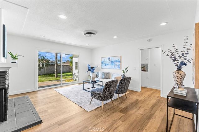 325 Echo Court, San Bernardino, CA 92404