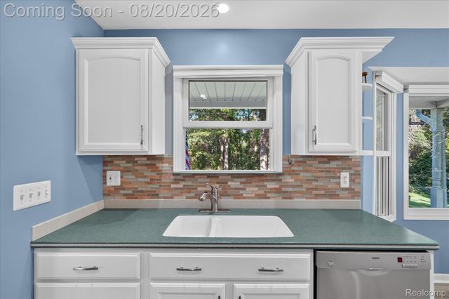 1917 S Milford Road, Milford Charter Township, MI 48381