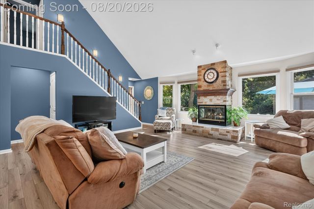 1917 S Milford Road, Milford Charter Township, MI 48381