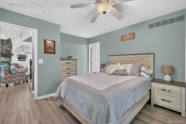1917 S Milford Road, Milford Charter Township, MI 48381
