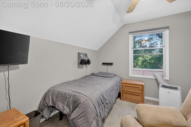 1917 S Milford Road, Milford Charter Township, MI 48381