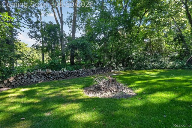 1917 S Milford Road, Milford Charter Township, MI 48381