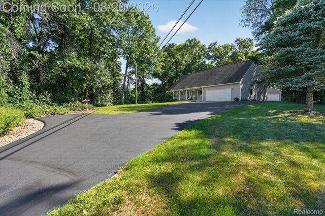 1917 S Milford Road, Milford Charter Township, MI 48381