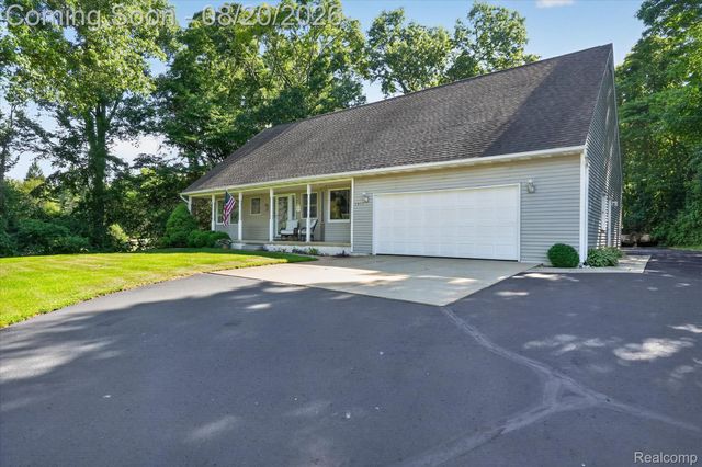 1917 S Milford Road, Milford Charter Township, MI 48381