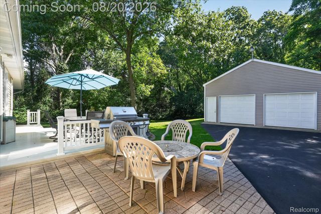 1917 S Milford Road, Milford Charter Township, MI 48381