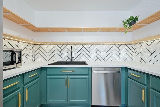 5204 Star Light TER, Austin, TX 78721