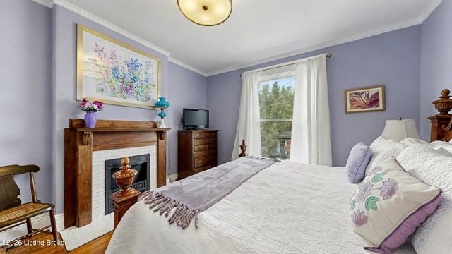 1328 Winter Ave, Louisville, KY 40204