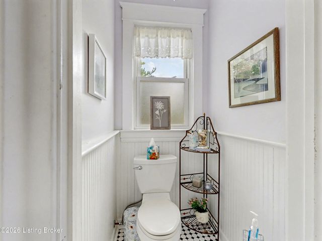 1328 Winter Ave, Louisville, KY 40204