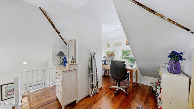 1328 Winter Ave, Louisville, KY 40204