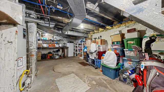 1328 Winter Ave, Louisville, KY 40204