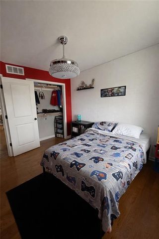 342 ARMOUR Avenue, Bonner Springs, KS 66012