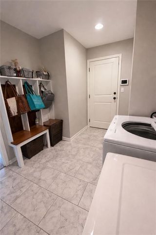 342 ARMOUR Avenue, Bonner Springs, KS 66012