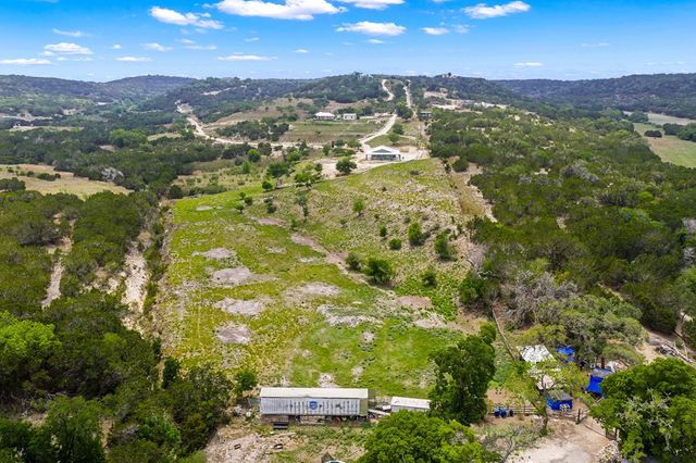 161 Balsly Rd, Center Point, TX 78010