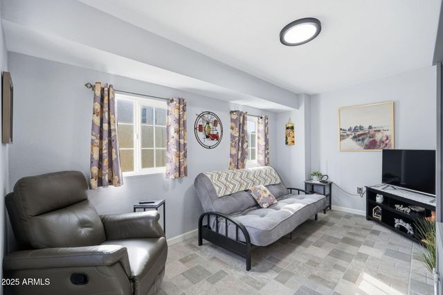 542 S HIGLEY Road 90, Mesa, AZ 85206