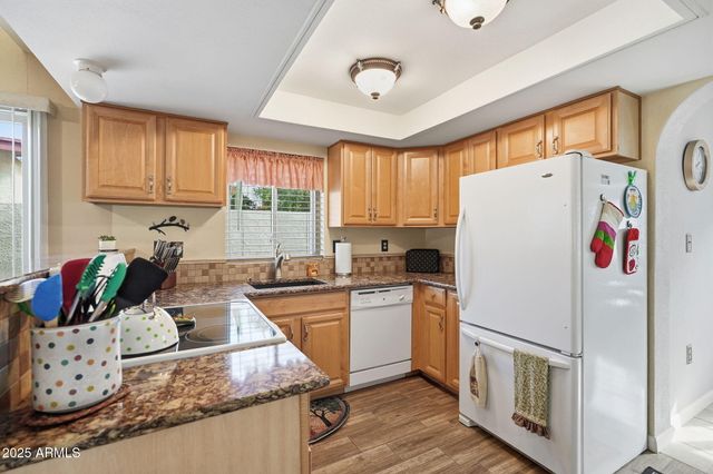 542 S HIGLEY Road 90, Mesa, AZ 85206