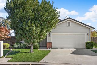3200 Spring Garden Dr, Turlock, CA 95382