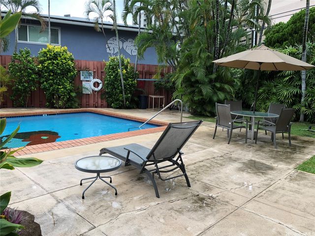 1427 Alexander Street 103, Honolulu, HI 96822