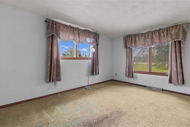 4356 JACKSON STREET, Oshkosh, WI 54901