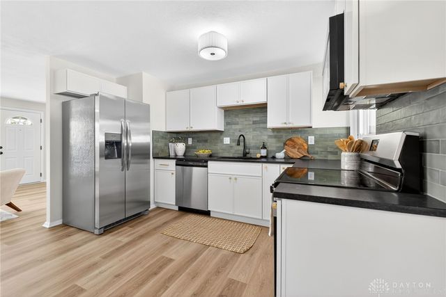 5560 Harshmanville Road, Dayton, OH 45424