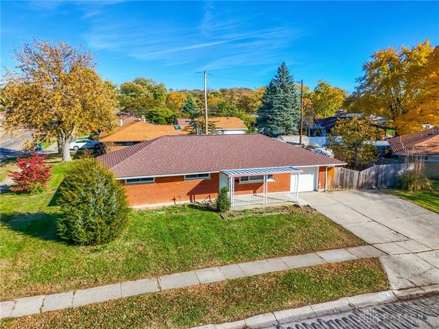 5560 Harshmanville Road, Dayton, OH 45424