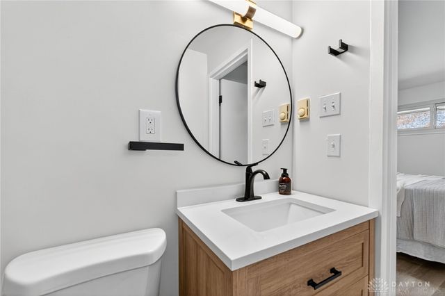 5560 Harshmanville Road, Dayton, OH 45424