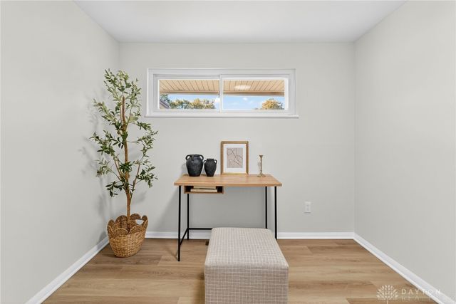 5560 Harshmanville Road, Dayton, OH 45424