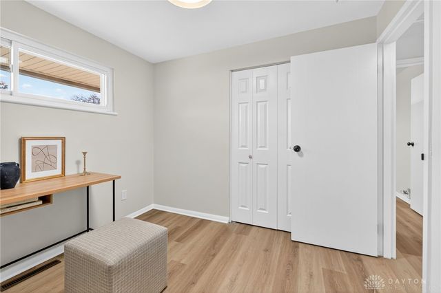 5560 Harshmanville Road, Dayton, OH 45424