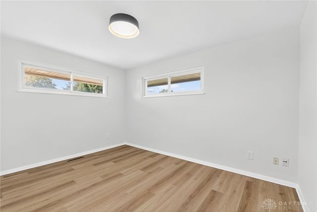 5560 Harshmanville Road, Dayton, OH 45424