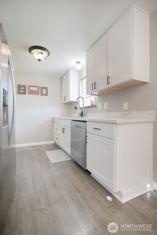 535 Diane Street SW, Castle Rock, WA 98611