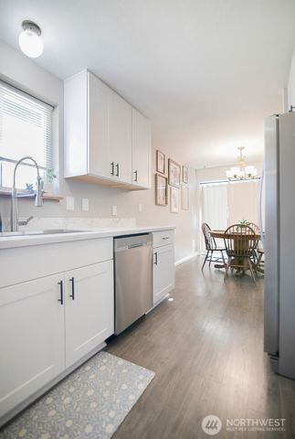 535 Diane Street SW, Castle Rock, WA 98611