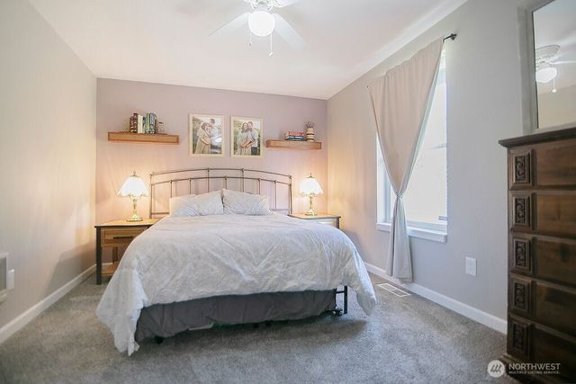 535 Diane Street SW, Castle Rock, WA 98611