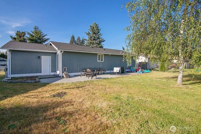 535 Diane Street SW, Castle Rock, WA 98611