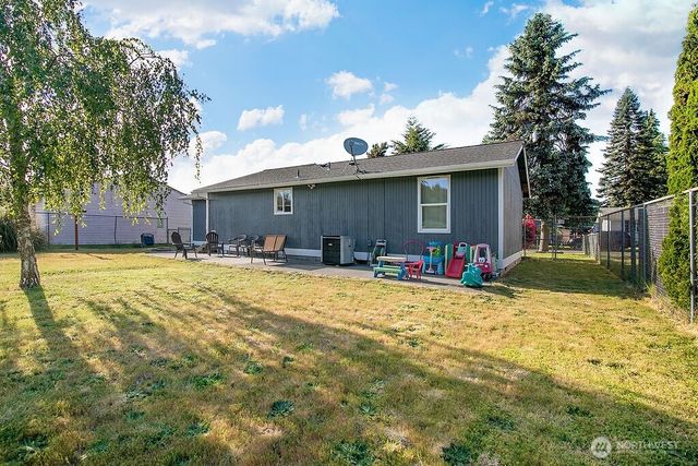 535 Diane Street SW, Castle Rock, WA 98611