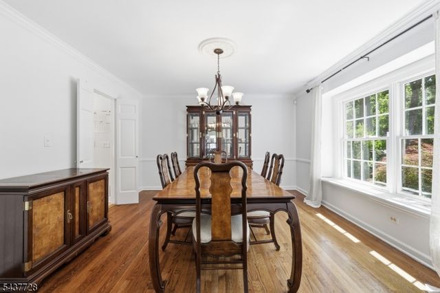 70 High Oaks Dr, Watchung Boro, NJ 07069
