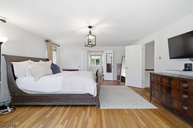 70 High Oaks Dr, Watchung Boro, NJ 07069