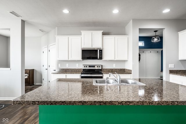 18647 Goldwater Road, Westfield, IN 46062