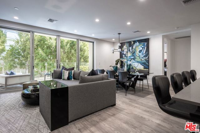 728 N Sweetzer Avenue 315, Los Angeles, CA 90069