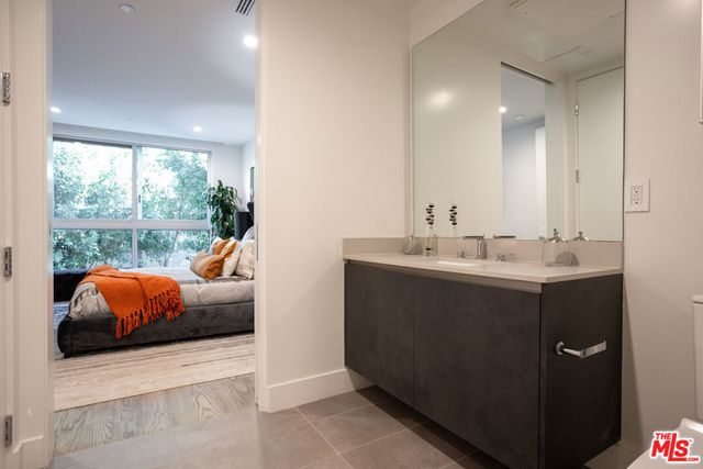 728 N Sweetzer Avenue 315, Los Angeles, CA 90069