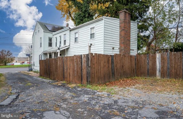 3019 KUTZTOWN RD, Reading, PA 19605