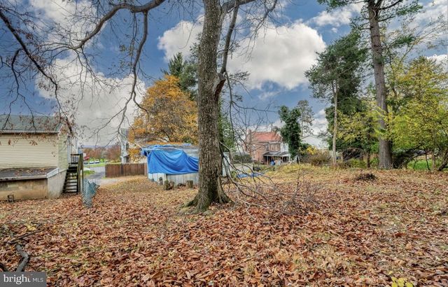 3019 KUTZTOWN RD, Reading, PA 19605