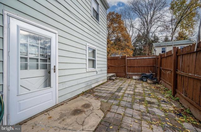 3019 KUTZTOWN RD, Reading, PA 19605