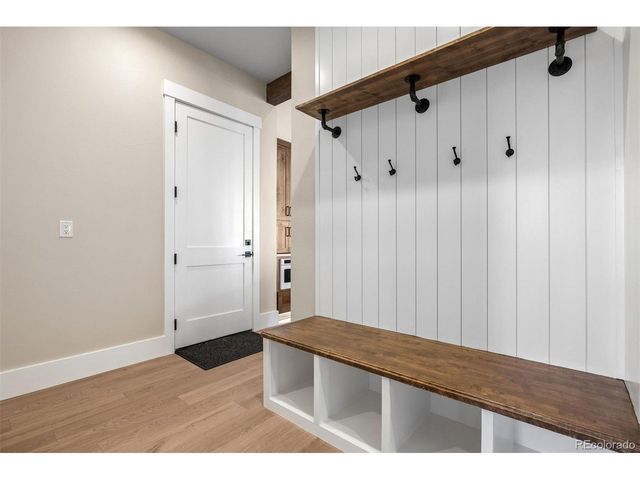 39426 Stockton Cir, Elizabeth, CO 80107