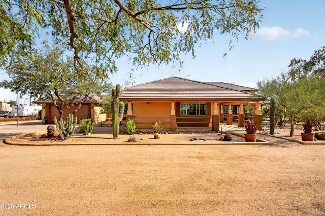 141 E Cloud Road, Phoenix, AZ 85086