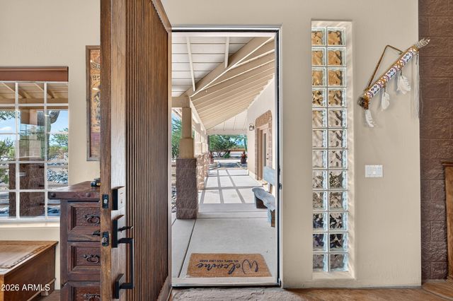 141 E Cloud Road, Phoenix, AZ 85086