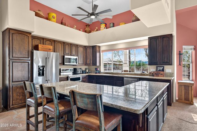141 E Cloud Road, Phoenix, AZ 85086
