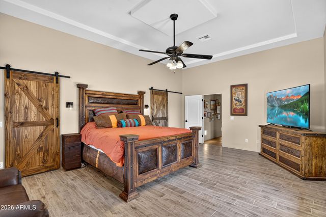 141 E Cloud Road, Phoenix, AZ 85086