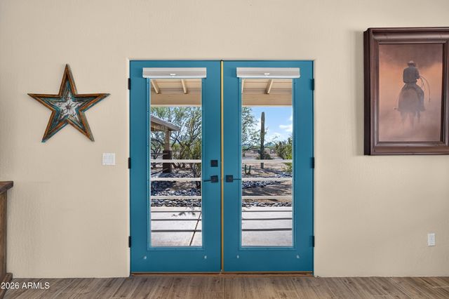 141 E Cloud Road, Phoenix, AZ 85086