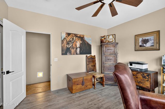 141 E Cloud Road, Phoenix, AZ 85086