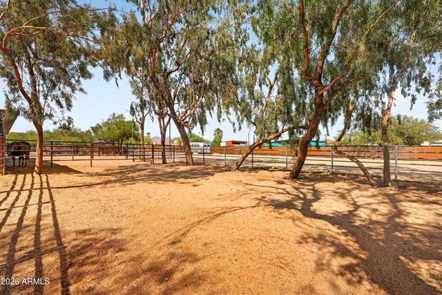 141 E Cloud Road, Phoenix, AZ 85086